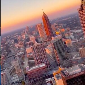 Meet your Posher, Memoona